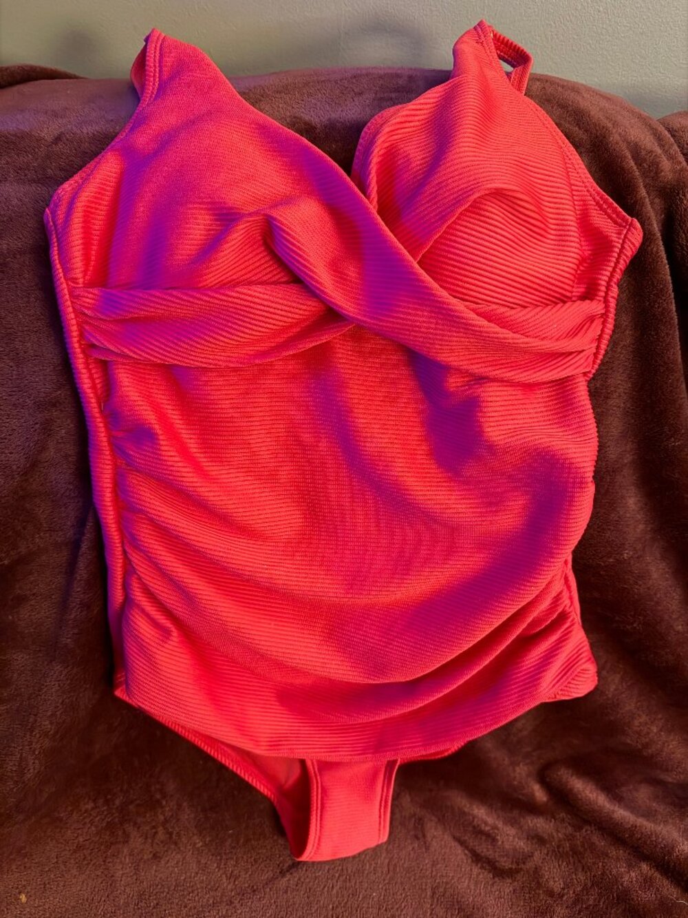 Niptuck Swim Ribbed One-Piece Swimsuit Multi Fit Cup Womens Very Good, Size 4